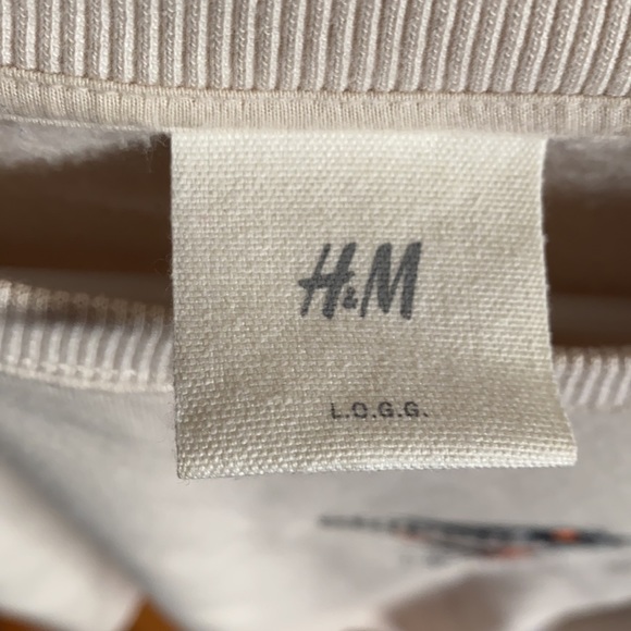 Tan H&M crew sweatshirt - Picture 3 of 6